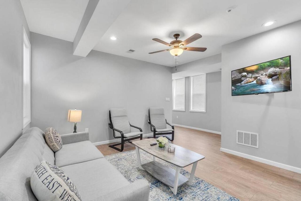 Dave And Busters, Outlets, Convention Center Across Street W Parking - Sleeps 15 Villa Atlantic City Exterior photo
